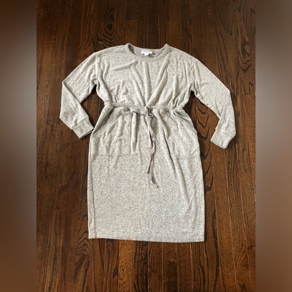Motherhood Maternity M Grey Long-Sleeved Tie-Waist Midi Sweater Dress w/Pockets
